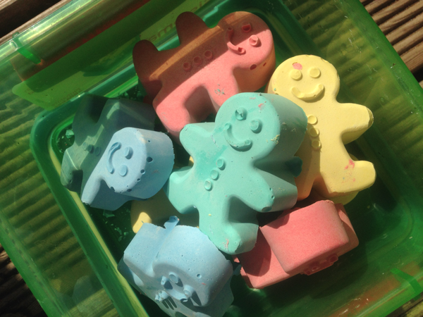 Little Explorers: Homemade Chalk